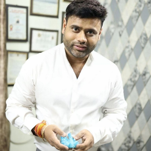 Dr Ashish Gupta